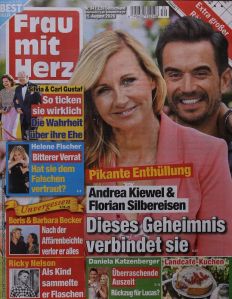 FRAU MIT HERZ