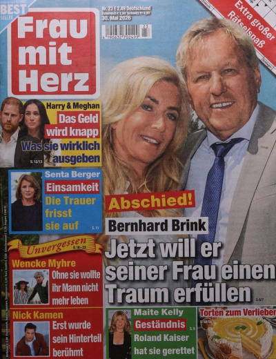 FRAU MIT HERZ
